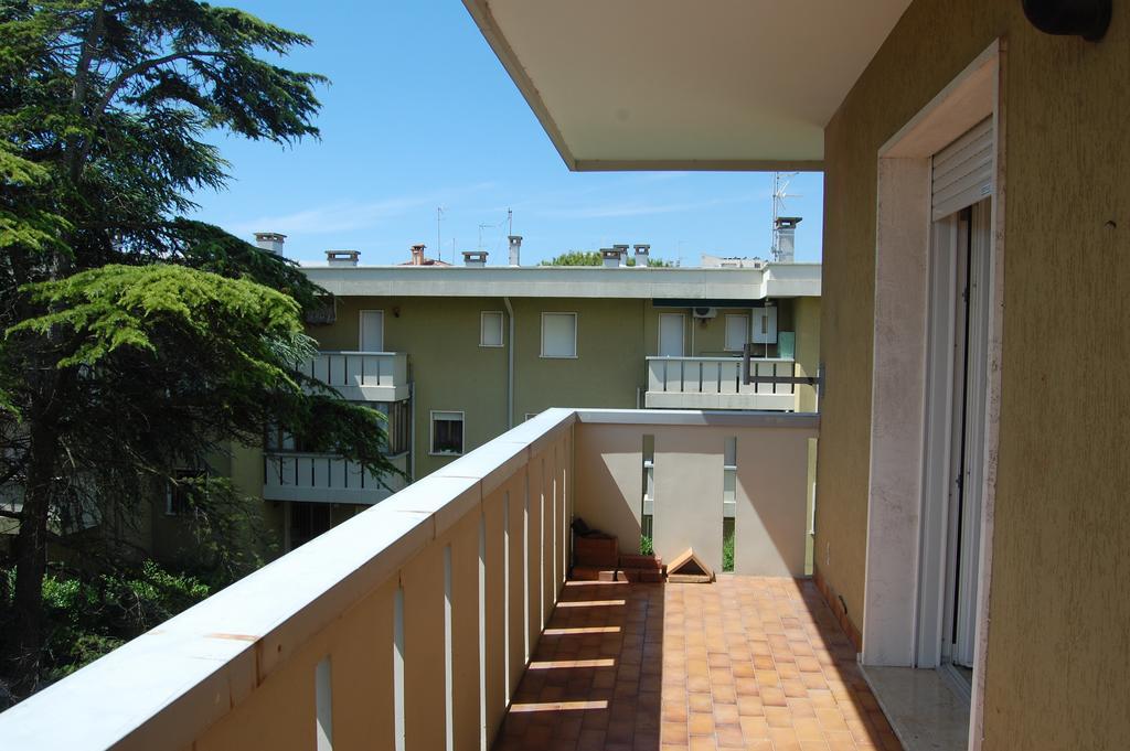 Appartamento Elegance Lignano Sabbiadoro Exterior photo